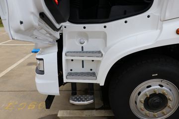 ���ǵ�T31 31T 8X4 7���������������䳵(�м�����)(BYD5310GJBEV1)ͼƬ