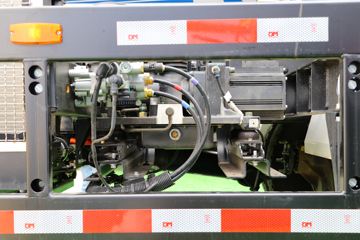 ���ǵ�T31 31T 8X4 7���������������䳵(�м�����)(BYD5310GJBEV1)ͼƬ