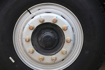 ���ǵ�T31 31T 8X4 7���������������䳵(�м�����)(BYD5310GJBEV1)ͼƬ