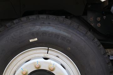 ���ǵ�T31 31T 8X4 7���������������䳵(�м�����)(BYD5310GJBEV1)ͼƬ