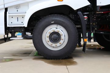 ���ǵ�T31 31T 8X4 7���������������䳵(�м�����)(BYD5310GJBEV1)ͼƬ