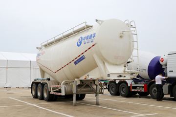 29.5方系列&nbsp;粉粒物料运输半挂车外观图片