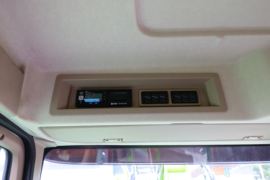 青岛解放底盘&nbsp;混凝土搅拌车驾驶室                                               图片