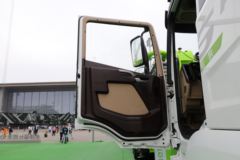 青岛解放 JH6重卡 Pro卓越版 320马力 8X4 7.92方混凝土搅拌运输车(中联牌)(ZLJ5312GJBJH5E)