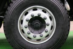 青岛解放 JH6重卡 Pro卓越版 320马力 8X4 7.92方混凝土搅拌运输车(中联牌)(ZLJ5312GJBJH5E)