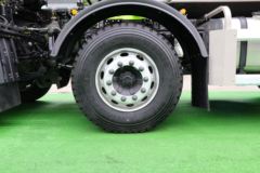 青岛解放 JH6重卡 Pro卓越版 320马力 8X4 7.92方混凝土搅拌运输车(中联牌)(ZLJ5312GJBJH5E)