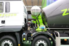 陕汽重卡 德龙M3000S Pro 340马力 8X4 7.82方混凝土搅拌运输车(中联牌)(ZLJ5312GJBL6E)