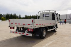 江淮 骏铃V6 150马力 4X2 4.22米单排栏板轻卡(全铝车厢)(HFC1043P32K1C7S)