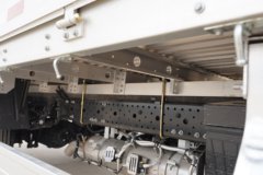 江淮 骏铃V6 150马力 4X2 4.22米单排栏板轻卡(全铝车厢)(HFC1043P32K1C7S)