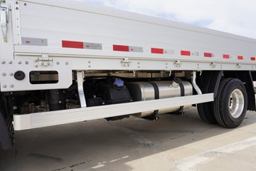 ���� ����V6 150���� 4X2 4.22�׵��������Ῠ(ȫ������)ͼƬ
