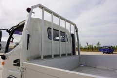 江淮 骏铃V6 150马力 4X2 4.22米单排栏板轻卡(全铝车厢)(HFC1043P32K1C7S)