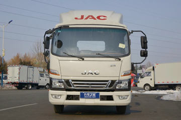 江淮 骏铃A8 170马力 4X2 5.4米冷藏车(HFC5128XLCP71K2D1S)