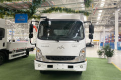 新吉奥 帅驰 4.5T 4.2米单排纯电动厢式运输车(NGA5040XXYBEV2)80.64kWh