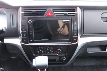 ���� ����F6 �춯�� 150���� 4X2 4.05����س�(�Զ���)(����)(EQ5045XLCTACPHEV)ͼƬ