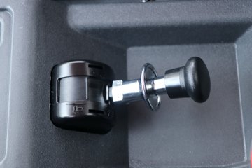 ���� ����F6 �춯�� 150���� 4X2 4.05����س�(�Զ���)(����)(EQ5045XLCTACPHEV)ͼƬ