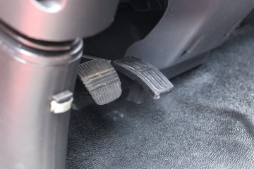 ���� ����F6 �춯�� 150���� 4X2 4.05����س�(�Զ���)(����)(EQ5045XLCTACPHEV)ͼƬ