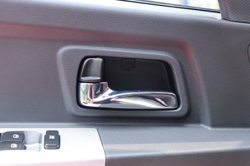 ���� ����F6 �춯�� 150���� 4X2 4.05����س�(�Զ���)(����)(EQ5045XLCTACPHEV)ͼƬ