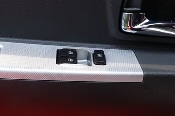 ���� ����F6 �춯�� 150���� 4X2 4.05����س�(�Զ���)(����)(EQ5045XLCTACPHEV)ͼƬ