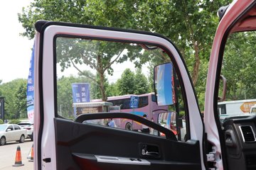 ���� ����F6 �춯�� 150���� 4X2 4.05����س�(�Զ���)(����)(EQ5045XLCTACPHEV)ͼƬ