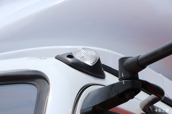 购福瑞卡F6载货车 享高达0.5万优惠