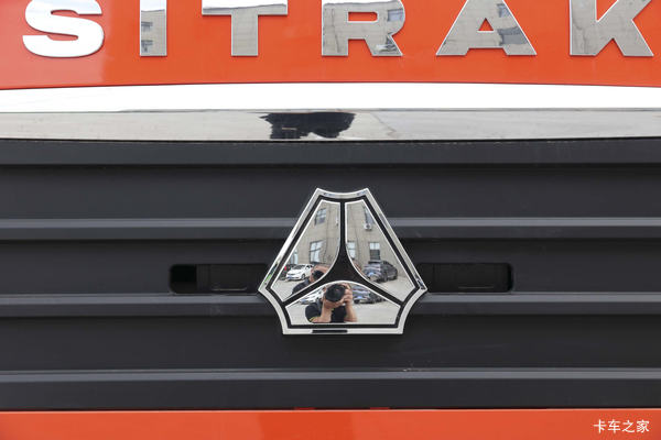 全勤汕德卡，高效王中王，亲人服务保驾护航