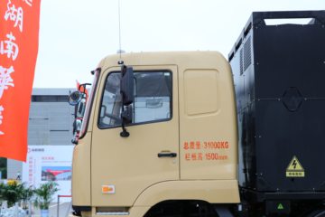 �����ؿ� 31T 8X4 ����� 5.6�״��綯��ж281.92kWhͼƬ