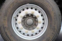 中国重汽 HOWO TX重卡 440马力 10X4 折臂随车吊(国六)(宏昌天马牌)(H6680)(HCM5532JQZ)