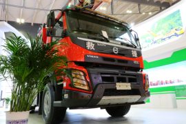 三一沃尔沃底盘消防车 消防车外观图片