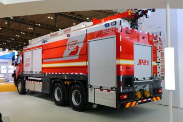 三一沃尔沃底盘消防车&nbsp;消防车外观图片