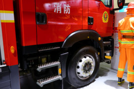 三一汕德卡底盘消防车&nbsp;消防车外观图片