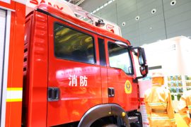 三一汕德卡底盘消防车&nbsp;消防车外观图片