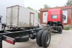 江淮 格尔发A5X中卡 240马力 4X2 6.8米厢式载货车(HFC5181XXYP3K2A50S2V)