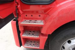 江淮 格尔发A5X中卡 240马力 4X2 6.8米厢式载货车(HFC5181XXYP3K2A50S2V)
