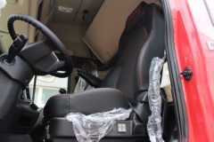 江淮 格尔发A5X中卡 240马力 4X2 6.8米厢式载货车(HFC5181XXYP3K2A50S2V)