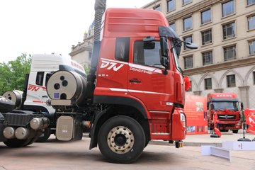 �����½� ����D7V 460���� 6X4 ǣ����(DFV4258GP6N)ͼƬ