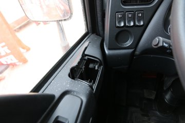 �����½� ����D7V 460���� 6X4 ǣ����(DFV4258GP6N)ͼƬ