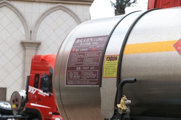 �����½� ����D7V 460���� 6X4 ǣ����(DFV4258GP6N)ͼƬ