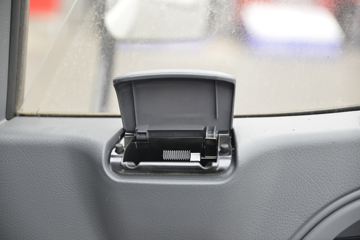 ���� ����V5 130���� 4.15�׵�����ʽ�Ῠ(����)ͼƬ