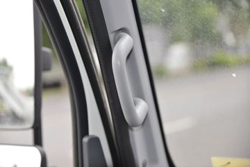 ���� ����V5 130���� 4.15�׵�����ʽ�Ῠ(����)ͼƬ