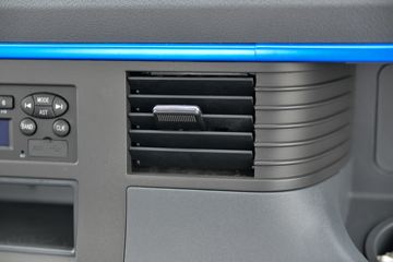 ���� ����V5 130���� 4.15�׵�����ʽ�Ῠ(����)ͼƬ