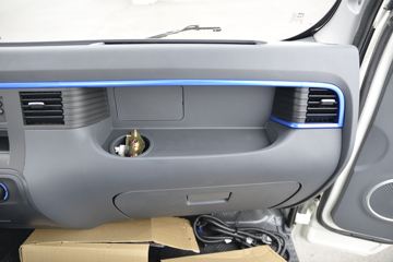 ���� ����V5 130���� 4.15�׵�����ʽ�Ῠ(����)ͼƬ