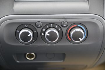 ���� ����V5 130���� 4.15�׵�����ʽ�Ῠ(����)ͼƬ