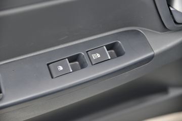 ���� ����V5 130���� 4.15�׵�����ʽ�Ῠ(����)ͼƬ