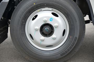 ���� ����V5 130���� 4.15�׵�����ʽ�Ῠ(����)ͼƬ