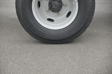���� ����V5 130���� 4.15�׵�����ʽ�Ῠ(����)ͼƬ