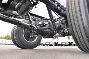 ���� ����V5 130���� 4.15�׵�����ʽ�Ῠ(����)ͼƬ