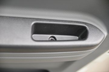 ���� ˧��Q6 160���� 4X2 4.12�׵�����ʽ�Ῠ(����)(ȫ������)(HFC5043XXYP71K3C7S)ͼƬ