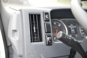 ���� ˧��Q6 160���� 4X2 4.12�׵�����ʽ�Ῠ(����)(ȫ������)(HFC5043XXYP71K3C7S)ͼƬ