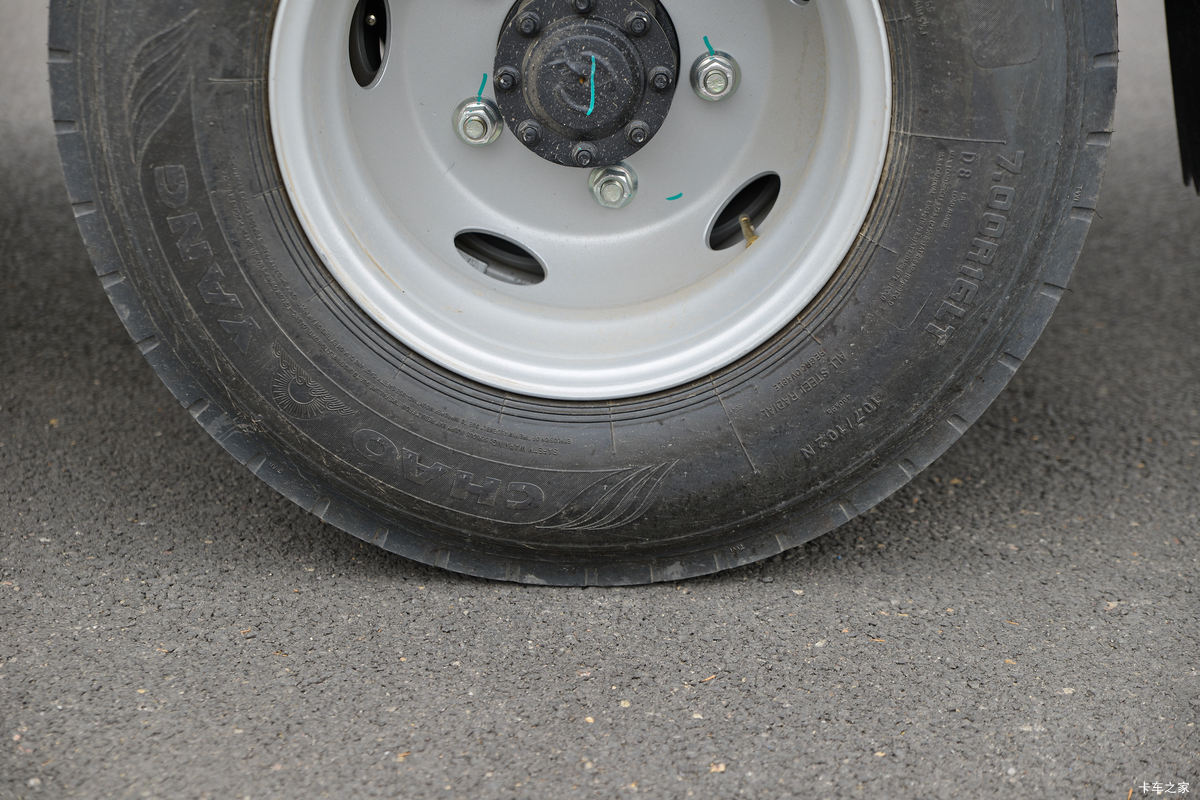  ˧Q3 130 3.145˫Ῠ()(̻)(HFC1041R73K1C7S)                                                