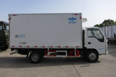 庆铃 五十铃100P 120马力 4X2 4.15米冷藏车(新飞牌)